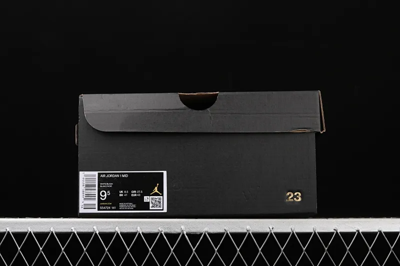 All categories Air Jordan Jordan series basketball shoes Air Jordan 1 Mid Air Jordan 1 Mid AJ1 Joe 1 Zhongbang basketball shoes 554724-141